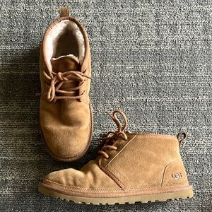 UGG Australia Neumal Boot size 9